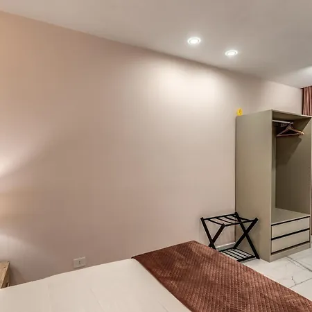 Sanita Grand For 10 Guest Νάπολη