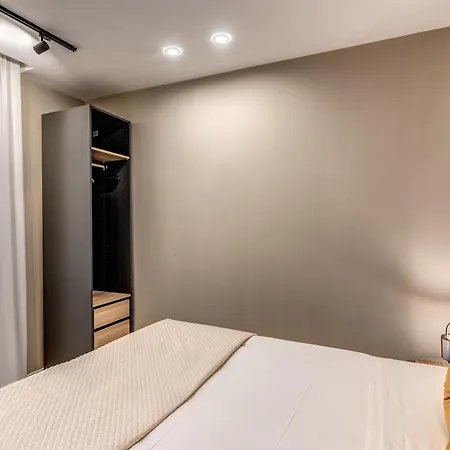 Διαμέρισμα Sanita Grand For 10 Guest