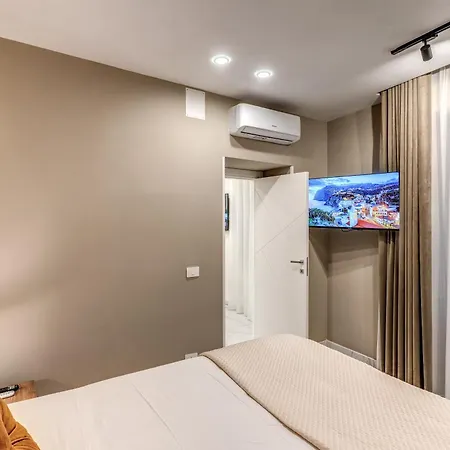Διαμέρισμα Sanita Grand For 10 Guest